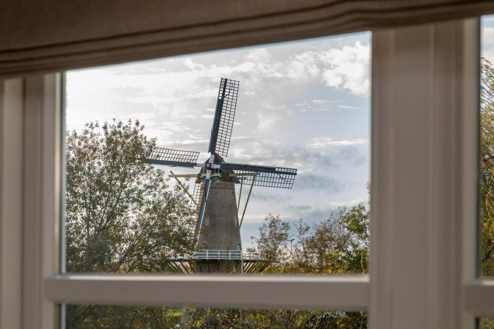 Vakantiehuis 'Boerderij Molenhof' - Stationsweg 5 | Heinkenszand Exterior photo