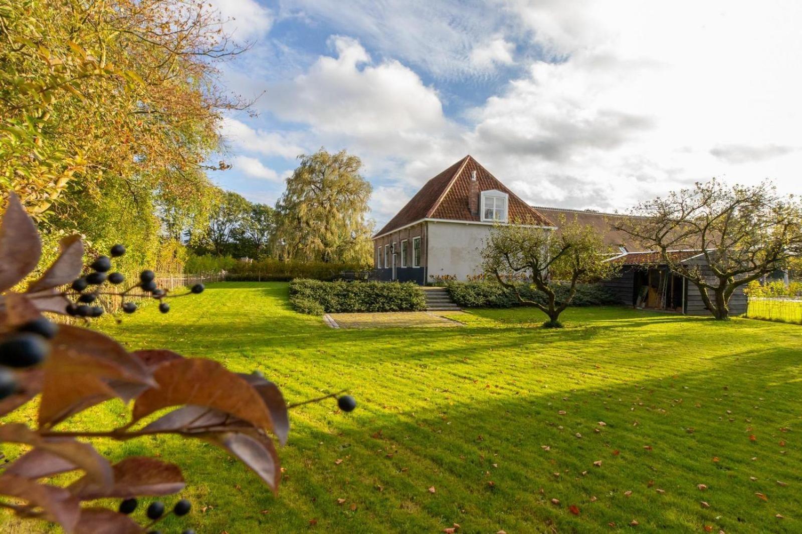 Vakantiehuis 'Boerderij Molenhof' - Stationsweg 5 | Heinkenszand Exterior photo